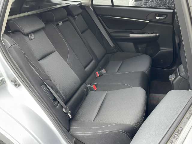 スバル レヴォーグ 1．6GT アイサイト 山形県 2014(平26)年 7.8万km アイスシルバーメタリック アイサイト/・プリクラッシュブレーキ（自動ブレーキ）/・レーンキープアシスト/・全車速追従機能付クルーズコントロール/・AT誤発進抑制制御/パドルシフト/社外ナビ/フルセグ/ETC/電動パーキングブレーキ/アイドリングストップ/LEDヘッドライト/プッシュスタート/スマートキーｘ２