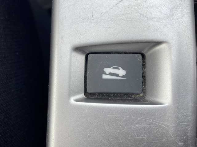 スバル レヴォーグ 1．6GT アイサイト 山形県 2014(平26)年 7.8万km アイスシルバーメタリック アイサイト/・プリクラッシュブレーキ（自動ブレーキ）/・レーンキープアシスト/・全車速追従機能付クルーズコントロール/・AT誤発進抑制制御/パドルシフト/社外ナビ/フルセグ/ETC/電動パーキングブレーキ/アイドリングストップ/LEDヘッドライト/プッシュスタート/スマートキーｘ２