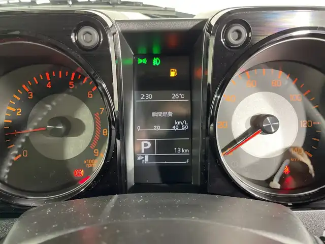 スズキ ジムニー XC 福岡県 2025(令7)年 0.1千km ピュアホワイトP 登録済未使用車/衝突被害軽減ブレーキ/クルーズコントロール/レーンキープアシスト/トラクションコントロール/シートヒーター/LEDヘッドライト/オートライト/プッシュスタート/スマートキー/スペアキー/保証書/取扱説明書
