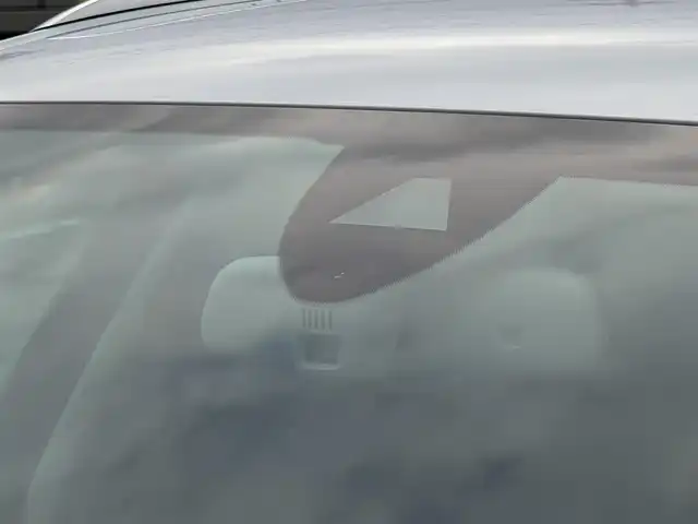 アウディ Ａ６ アバント 2．8 FSI クワトロ 福井県 2014(平26)年 7.3万km 白 ４WD/純正SDナビ/AM/FM/フルセグ/BT/バックカメラ/後席フリップダウンモニター/BOSEサウンドシステム/クルーズコントロール/横滑り防止装置/前後コーナーセンサー/アイドリングストップ/盗難防止装置/ビルトインETC/前席シートヒーター/前席パワーシート/シートメモリー/本革シート/パワーバックドア/純正フロアマット/純正18インチAW/キセノンヘッドライト/Rフォグ/スマートキー