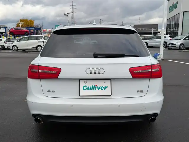 アウディ Ａ６ アバント 2．8 FSI クワトロ 福井県 2014(平26)年 7.3万km 白 ４WD/純正SDナビ/AM/FM/フルセグ/BT/バックカメラ/後席フリップダウンモニター/BOSEサウンドシステム/クルーズコントロール/横滑り防止装置/前後コーナーセンサー/アイドリングストップ/盗難防止装置/ビルトインETC/前席シートヒーター/前席パワーシート/シートメモリー/本革シート/パワーバックドア/純正フロアマット/純正18インチAW/キセノンヘッドライト/Rフォグ/スマートキー