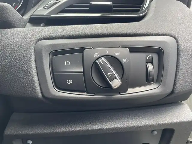 ＢＭＷ ２１８ｉ アクティブツアラー 宮城県 2017(平29)年 6.6万km 白 純正ナビ/バックカメラ/レーダークルーズコントロール/前席シートヒーター/HUD/ETC/前方ドラレコ/パワーバックドア/スペアキー