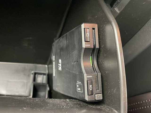 マツダ ＣＸ－８ XD プロアクティブ 栃木県 2022(令4)年 3.7万km チタニウムフラッシュマイカ 純正ナビ/　(Bluetooth/USB/FM/AM)/全方位カメラ/ETC/前後ドライブレコーダー/パワーバックドア/シートヒーター/ステアリングヒーター/パワーシート/レーダークルーズコントロール/衝突被害軽減ブレーキ/車線逸脱警報/クリアランスソナー/電子パーキングシステム/ブレーキホールド/プッシュスタート/オートLEDライト/純正フロアマット/純正19インチアルミホイール