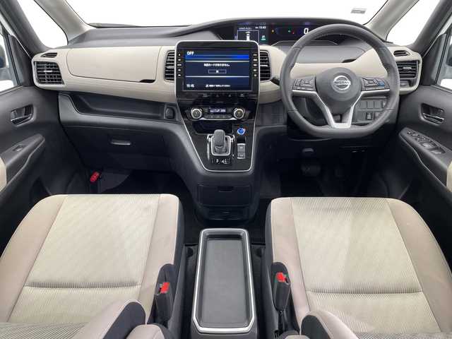 日産 セレナ e－パワー ハイウェイスター V 栃木県 2021(令3)年 3.6万km ブリリアントホワイトパール 純正SDナビ/（CD/DVD/フルセグTV/Bluetooth/SD）/全方位カメラ/プロパイロット/コーナーセンサー/ビルトインETC/前方ドライブレコーダー/両側パワースライドドア/禁煙車/オートライト/LEDヘッドライト/横滑り防止装置/フォグランプ/スマートキー/プッシュスタート/ステアリングスイッチ/革巻きステアリング/ウィンカーミラー/純正15インチアルミホイール/純正フロアマット