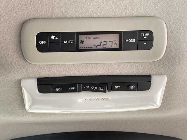 日産 セレナ e－パワー ハイウェイスター V 栃木県 2021(令3)年 3.6万km ブリリアントホワイトパール 純正SDナビ/（CD/DVD/フルセグTV/Bluetooth/SD）/全方位カメラ/プロパイロット/コーナーセンサー/ビルトインETC/前方ドライブレコーダー/両側パワースライドドア/禁煙車/オートライト/LEDヘッドライト/横滑り防止装置/フォグランプ/スマートキー/プッシュスタート/ステアリングスイッチ/革巻きステアリング/ウィンカーミラー/純正15インチアルミホイール/純正フロアマット