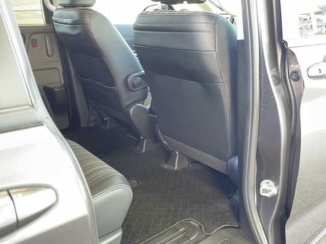 ホンダ フリード G ホンダセンシング 愛媛県 2019(令1)年 6.3万km モダンスティールM ワンオーナー/社外ナビ/・フルセグ/CD/DVD/BT/バックカメラ/ビルトインETC/ホンダセンシング/レーダークルーズコントロール/両側パワースライドドア/ステアリングスイッチ/前ドライブレコーダー/スマートキー/プッシュスタート/ウィンカーミラー