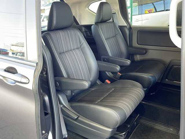 ホンダ フリード G ホンダセンシング 愛媛県 2019(令1)年 6.3万km モダンスティールM ワンオーナー/社外ナビ/・フルセグ/CD/DVD/BT/バックカメラ/ビルトインETC/ホンダセンシング/レーダークルーズコントロール/両側パワースライドドア/ステアリングスイッチ/前ドライブレコーダー/スマートキー/プッシュスタート/ウィンカーミラー