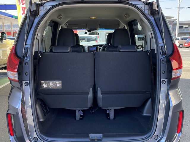 ホンダ フリード G ホンダセンシング 愛媛県 2019(令1)年 6.3万km モダンスティールM ワンオーナー/社外ナビ/・フルセグ/CD/DVD/BT/バックカメラ/ビルトインETC/ホンダセンシング/レーダークルーズコントロール/両側パワースライドドア/ステアリングスイッチ/前ドライブレコーダー/スマートキー/プッシュスタート/ウィンカーミラー