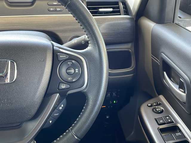 ホンダ フリード G ホンダセンシング 愛媛県 2019(令1)年 6.3万km モダンスティールM ワンオーナー/社外ナビ/・フルセグ/CD/DVD/BT/バックカメラ/ビルトインETC/ホンダセンシング/レーダークルーズコントロール/両側パワースライドドア/ステアリングスイッチ/前ドライブレコーダー/スマートキー/プッシュスタート/ウィンカーミラー