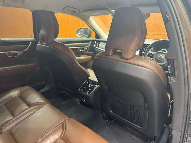 ボルボ Ｖ９０ クロスカントリー D4 AWD サマム 千葉県 2019(令1)年 5.9万km グレーＭ ブラウンレザー/harmankardonサウンド　/HUD　/ACC　/ナビ　/TV　/360°　/Bluetooth接続　/自動駐車　/シートヒーター/ベンチレーション　/電動リアゲート　/LEDヘッドライト　/衝突軽減B　/BSM　/LKA　/ETC　/ドラレコ