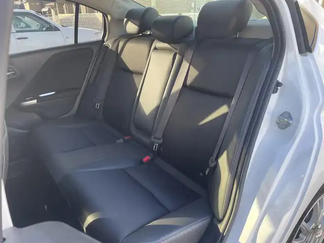 ホンダ グレイス ハイブリッド EX 福島県 2015(平27)年 4.3万km ホワイトオーキッドパール 純正メモリーナビ/CD/DVD/SD/BT/フルセグTV/社外16インチAW(純正16AW＋夏タイヤ積込)/あんしんパッケージ/コンフォートビューパッケージ/クルーズコントロール/ハーフレザーシート/シートヒーター/バックカメラ/ステアリングリモコン/パドルシフト/ドライブレコーダー/オートライト/LEDヘッドライト/フォグライト/ビルトインETC/プッシュスタート/ドアバイザー/フロアマット