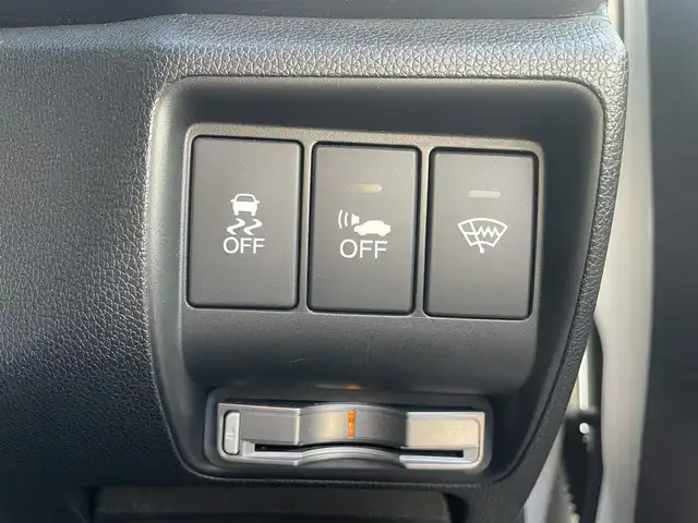 ホンダ グレイス ハイブリッド EX 福島県 2015(平27)年 4.3万km ホワイトオーキッドパール 純正メモリーナビ/CD/DVD/SD/BT/フルセグTV/社外16インチAW(純正16AW＋夏タイヤ積込)/あんしんパッケージ/コンフォートビューパッケージ/クルーズコントロール/ハーフレザーシート/シートヒーター/バックカメラ/ステアリングリモコン/パドルシフト/ドライブレコーダー/オートライト/LEDヘッドライト/フォグライト/ビルトインETC/プッシュスタート/ドアバイザー/フロアマット