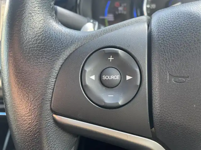 ホンダ グレイス ハイブリッド EX 福島県 2015(平27)年 4.3万km ホワイトオーキッドパール 純正メモリーナビ/CD/DVD/SD/BT/フルセグTV/社外16インチAW(純正16AW＋夏タイヤ積込)/あんしんパッケージ/コンフォートビューパッケージ/クルーズコントロール/ハーフレザーシート/シートヒーター/バックカメラ/ステアリングリモコン/パドルシフト/ドライブレコーダー/オートライト/LEDヘッドライト/フォグライト/ビルトインETC/プッシュスタート/ドアバイザー/フロアマット