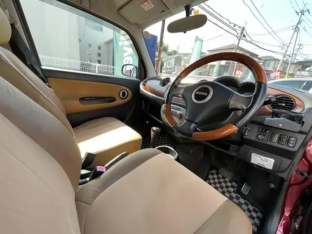 l700ミラ　ジーノ　ドアバイザー