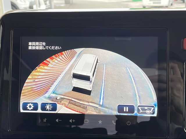 スズキ スペーシア カスタム HYBRID XS ターボ 秋田県 2024(令6)年 1.4万km ピュアホワイトP ワンオーナー/4WD/ターボ/純正メモリーナビ/　CD/DVD/SD/HDMI/USB/　フルセグTV/Bluetooth/両側パワースライドドア/ハーフレザーシート/全方位カメラ/パドルシフト/デュアルセンサーブレーキサポート/誤発進抑制機能/後方誤発進抑制機能/衝突被害軽減ブレーキ/ハイビームアシスト/先行車発進お知らせ機能/標識認識機能/ヘッドアップディスプレイ/LEDヘッドライト/シートヒーター/純正フロアマット/ドアバイザー