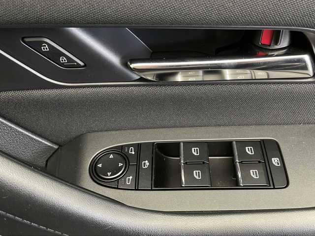 マツダ ＣＸ－６０ XD Sパッケージ 長野県 2023(令5)年 1.7万km ジェットブラックマイカ 4WD/ワンオーナー/純正メモリナビ&フルセグTV/USB&BT&HDMI&AppleCarPlay&AndroidAuto/アダプティブクルーズコントロール/レーンキープアシスト/車線逸脱警報/衝突軽減ブレーキ/誤発進抑制機能/コーナーセンサー/ダウンヒルアシストコントロール/アイドリングストップ/前席パワーシート/運転席シートメモリ/前席シートヒーター/ステアリングスイッチ/ステアリングヒーター/全方位カメラ/ビルトインETC/LEDヘッドライト/オートライト/オートマチックハイビーム/電動格納ミラー/ウィンカーミラー/電動ホールド/オートホルード/純正18インチAW装着/純正フロアマット/置くだけ充電/プッシュスタート/スマートキー/スペアキー1本/取扱説明書/保証書