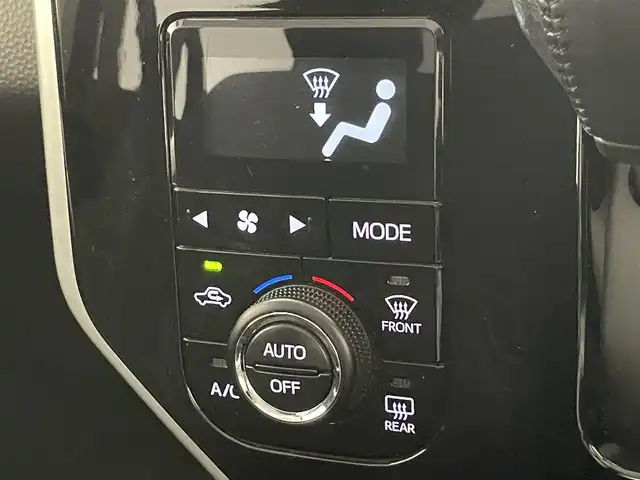 トヨタ タンク カスタムG－T 愛知県 2017(平29)年 7.3万km レーザーブルークリスタルシャイン 純正９型ナビ　フルセグＴＶ　ＤＶＤ　Ｂｌｕｅｔｏｏｔｈ　全方位カメラ　シートヒーター　両側パワースライドドア　スマアシ　衝突軽減　クルーズコントロール　ＬＥＤオートライト　フォグランプ　ＥＴＣ　禁煙車