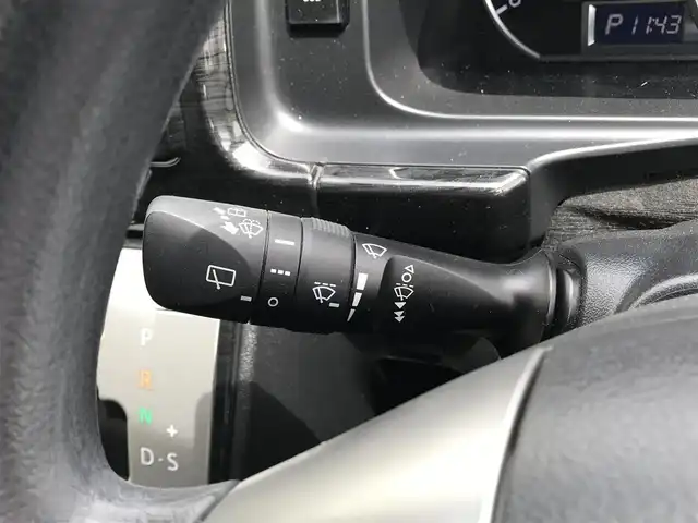 トヨタ ハイエース GL 富山県 2018(平30)年 3.6万km ホワイトパールクリスタルシャイン 〇社外ナビ/〇フルセグTV/〇バックカメラ/〇パワースライドドア（片側）/〇ETC/〇ドライブレコーダー/〇セーフティセンス/〇プリクラッシュセーフティシステム/〇レーンディパーチャーアラート/〇オートマチックハイビーム/〇社外１６インチAW/〇オートライト/〇フォグランプ/〇オートエアコン/リアクーラー/リアヒーター/〇アームレスト付きベンチシート（2列目/3列目）/〇スペースアップシート（4列目）/〇スマートエントリー/スタートシステム/〇禁煙車