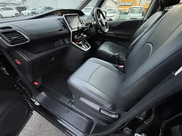 日産 セレナ ハイウェイスター Vセレクション 大分県 2019(令1)年 6.7万km ダイヤモンドブラック ・純正ナビ/・両側パワースライドドア/・クルーズコントロール/・ステアリングリモコン/・パーキングアシスト/・ドライブレコーダー/・フリップダウンモニター/・コーナーセンサー/・ETC