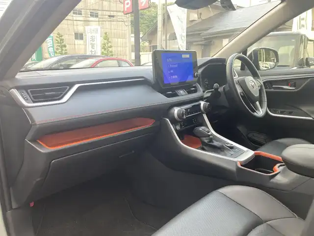 トヨタ ＲＡＶ４ ハイブリッド アドベンチャー 長崎県 2023(令5)年 1.6万km アーバンカーキ ムーンルーフ/トヨタセーフティセンス/・衝突被害軽減ブレーキ/・レーダークルーズコントロール/・レーンキープアシスト/・オートマチックハイビーム/メーカーOPナビ/フルセグTV/Bluetooth接続/バックカメラ/革シート/(シートヒーター・エアシート)/パワーシート/デジタルインナーミラー/LEDオートヘッドライト/ステアリングヒーター/ステアリングスイッチ/電子パーキング/オートホールド機能/ビルトインETC2.0/後方車両接近警報
