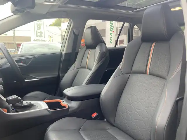 トヨタ ＲＡＶ４ ハイブリッド アドベンチャー 長崎県 2023(令5)年 1.6万km アーバンカーキ ムーンルーフ/トヨタセーフティセンス/・衝突被害軽減ブレーキ/・レーダークルーズコントロール/・レーンキープアシスト/・オートマチックハイビーム/メーカーOPナビ/フルセグTV/Bluetooth接続/バックカメラ/革シート/(シートヒーター・エアシート)/パワーシート/デジタルインナーミラー/LEDオートヘッドライト/ステアリングヒーター/ステアリングスイッチ/電子パーキング/オートホールド機能/ビルトインETC2.0/後方車両接近警報