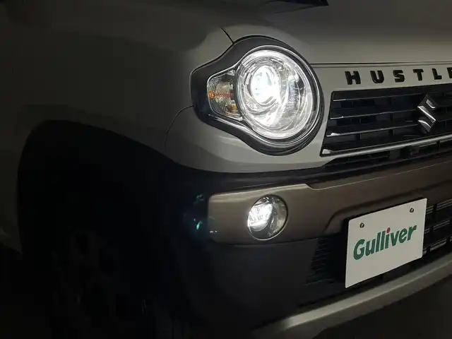 スズキ ハスラー ワンダラー 群馬県 2019(平31)年 1.7万km ピュアホワイトパール/ウッディブラウン2トーンルーフ 全方位モニター用カメラパッケージ/・全方位モニター用カメラ/・USBソケット/＝＝＝＝＝/純正7インチナビ(AVIC-RWS901)/AM/FM/CD/DVD/BT/フルセグ/全方位カメラ/前後ドライブレコーダー/ETC/ハーフレザーシート/前席シートヒーター/デュアルカメラブレーキサポート/・衝突被害軽減ブレーキ/・車線逸脱警報/ふらつき警報機能/・誤発進抑制制御機能/・先行車発進お知らせ機能/前後コーナーセンサー/アイドリングストップ/純正スチールホイール　/LEDヘッドライト/スマートキー　/プッシュスタート　