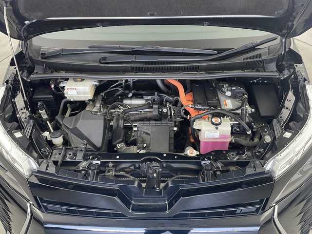 トヨタ ヴォクシー ハイブリッド ZS 煌Ⅱ 栃木県 2019(平31)年 8.2万km ブラック 純正10型ナビ/　　CD/DVD/Bluetooth/AM/FM/フルセグTV/バックカメラ/ビルトインETC2.0/トヨタセーフティーセンス /・プリクラッシュセーフティー/・レーンデパーチャーアラート/・オートマチックハイビーム/クルーズコントロール/前後クリアランスソナー/純正１２型フリップダウンモニター　/両側パワースライドドア　/純正ドライブレコーダー/純正１６インチアルミホイール　/前席シートヒーター　/ＥＴＣ　/ステアリングスイッチ　/スペアキー有り/プッシュスタート/スマートキー