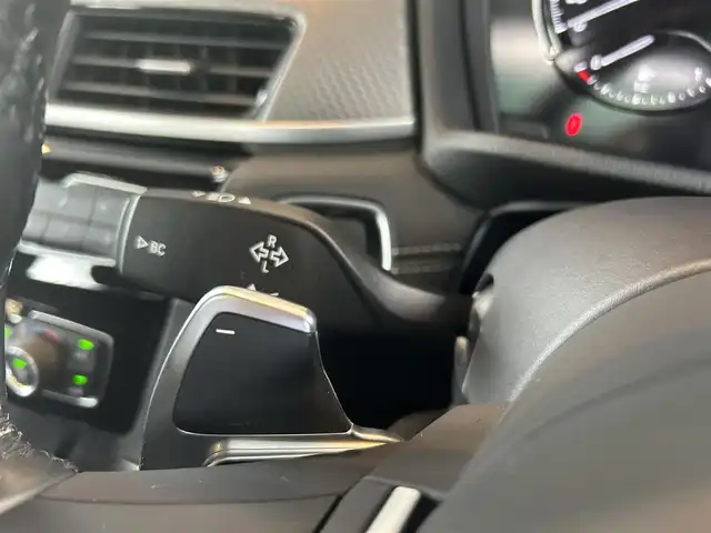 ＢＭＷ Ｘ２ M35i 茨城県 2019(平31)年 2.3万km サファイアブラックP インテリジェントS/コンフォートA/純正ナビ/Bカメラ/ミラー一体型ETC/HUD/サンルーフ/ブラックレザーシート/D/N席パワーシート/D/N席シートヒーター/パワーバックドア/ACC/LKA/スマートキー/プッシュスタート