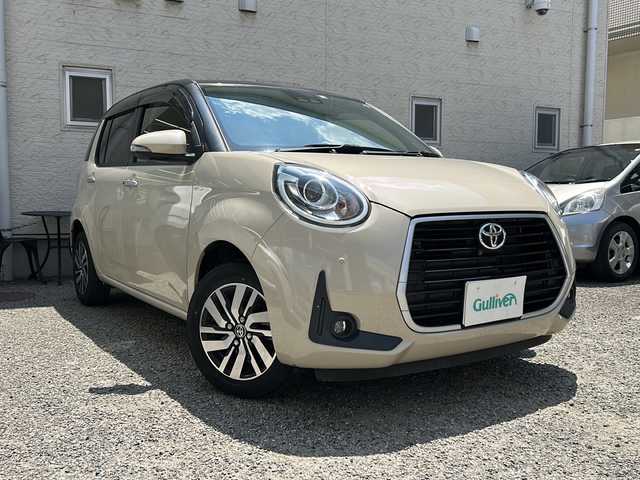 トヨタ パッソ モーダ　Gパッケージ 兵庫県 2022(令4)年 2.8万km ブラックマイカメタリック/パウダリーベージュメタリック 2トーン ワンオーナー/純正SDナビ/Bluetooth・AM/FM・CD・AUX/ワンセグTV/バックカメラ/ドライブレコーダー/アンチロック・ブレーキ・システム/衝突被害軽減システム/横滑り防止装置/盗難防止装置/レーンキープアシスト/前後コーナーセンサー/アイドリングストップ/オートライト/オートマチックハイビーム/純正アルミホイール/純正フロアマット/LEDヘッドライト/スマートキー/スペアキー×1/取扱説明書/保証書/記録簿