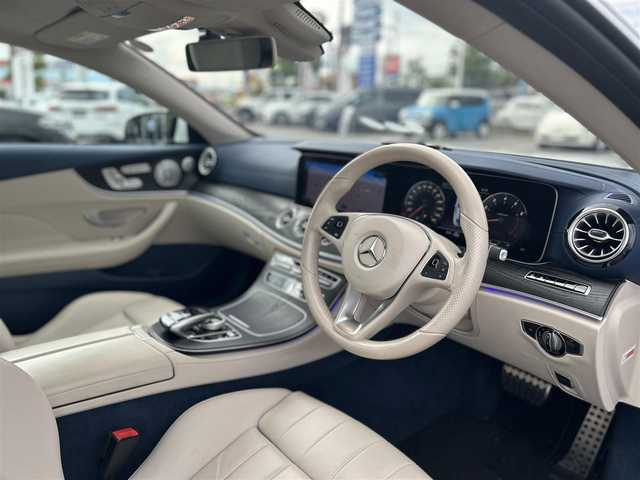 メルセデス・ベンツ Ｅ２００ クーペ スポーツ 滋賀県 2018(平30)年 4.9万km 白 Burmester/SR/レザーシート／シートヒーター/純正ナビTV／BT／USB/３６０°カメラ/電動リアゲート/ACC/BSM/LKA/HUD/純正１９インチAW