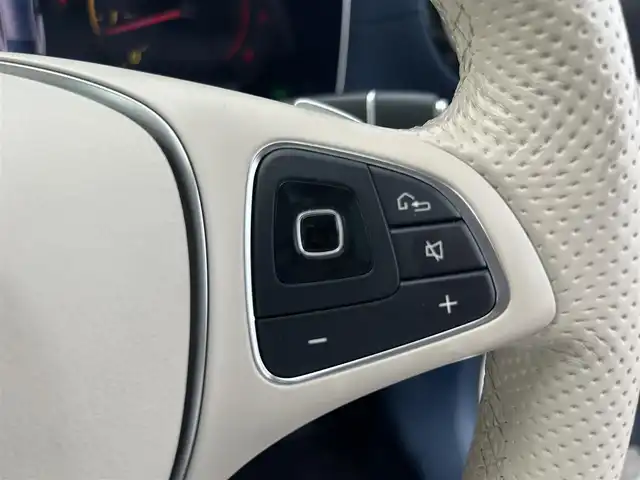 メルセデス・ベンツ Ｅ２００ クーペ スポーツ 滋賀県 2018(平30)年 4.9万km 白 Burmester/SR/レザーシート／シートヒーター/純正ナビTV／BT／USB/３６０°カメラ/電動リアゲート/ACC/BSM/LKA/HUD/純正１９インチAW