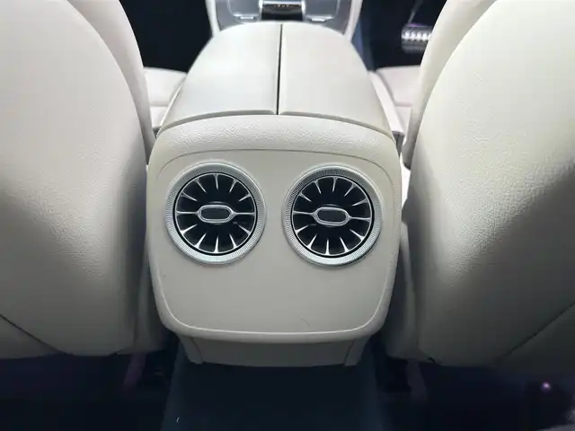 メルセデス・ベンツ Ｅ２００ クーペ スポーツ 滋賀県 2018(平30)年 4.9万km 白 Burmester/SR/レザーシート／シートヒーター/純正ナビTV／BT／USB/３６０°カメラ/電動リアゲート/ACC/BSM/LKA/HUD/純正１９インチAW