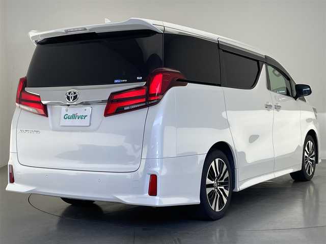 トヨタ アルファード S Cパッケージ 愛知県 2021(令3)年 4万km ホワイトパールクリスタルシャイン 純正ディスプレイナビＴＶ　ミラキャスト　ＤＶＤデッキ　ツインムーンルーフ　純正１２．１型後席モニター　電動リアゲート　バックカメラ　衝突軽減　追従クルコン　三眼ＬＥＤオートライト　ＢＳＭ　電動パーキング　両側パワースライドドア　前後ドラレコ　フォグランプ　禁煙車