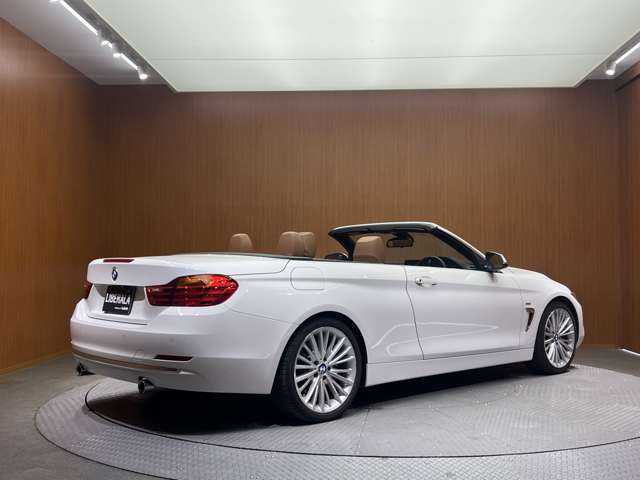 ＢＭＷ ４３５ｉ カブリオレ 千葉県 2016(平28)年 3.8万km アルピンホワイトⅢ ＡＣＣ　/茶革シート　/ＨＵＤ　/ナビ　/ＴＶ　/ＤＶＤ再生　/Ｂｌｕｅｔｏｏｔｈ接続　/Ｂカメラ　/電動シート　/シートヒーター　/スマートキー　/パーキングアシスト　/ＬＥＤライト　/衝突軽減ブレーキ　/ＬＫＡ　/ＥＴＣ