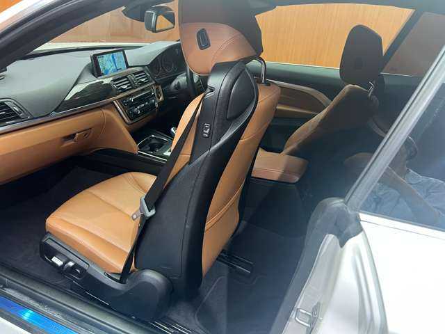 ＢＭＷ ４３５ｉ カブリオレ 千葉県 2016(平28)年 3.8万km アルピンホワイトⅢ ＡＣＣ　/茶革シート　/ＨＵＤ　/ナビ　/ＴＶ　/ＤＶＤ再生　/Ｂｌｕｅｔｏｏｔｈ接続　/Ｂカメラ　/電動シート　/シートヒーター　/スマートキー　/パーキングアシスト　/ＬＥＤライト　/衝突軽減ブレーキ　/ＬＫＡ　/ＥＴＣ