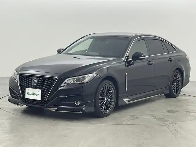 トヨタ クラウン ハイブリッド S スポーツスタイル 福岡県 2020(令2)年 4万km ブラック 純正エアロ　/純正ナビ　/バックカメラ　/ビルトインＥＴＣ　/前後ドラレコ　/レーダークルコン　/コーナーセンサー　/衝突軽減　/レーンキープ　/ＢＳＭ　/ＰＫＳＢ　/ＭＴモード付き　/ハーフレザー　/シートヒーター　/ステアリングヒーター　/パワーシート　/ステアリングリモコン　/純正１８インチアルミホイール