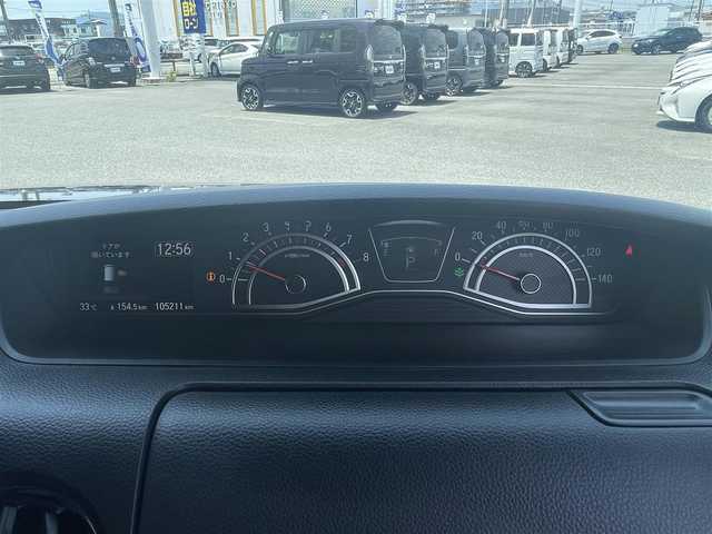 ホンダ Ｎ ＢＯＸ G EX ホンダセンシング 熊本県 2017(平29)年 10.6万km クリスタルブラックパール (株)IDOMが運営する【じしゃロン熊本店】の自社ローン専用車両になりますこちらは現金またはオートローンご利用時の価格です。自社ローンご希望の方は別途その旨お申付け下さい /純正8インチSDナビ【VXU-185NBi】/（フルセグTV・Bluetooth・USB・AUX・DVD・CD・AM/FM）/ビルトインETC/ステアリングスイッチ/両側パワースライドドア/クルーズコントロール/衝突軽減ブレーキ/横滑り防止装置/レーンアシスト/ISOFIX/カーテンエアバック/電動格納ウィンカーミラー/ドアバイザー/純正LEDヘッドライト/純正フロアマット/社外13インチホイール