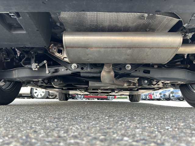 トヨタ プリウス A プレミアム 岩手県 2021(令3)年 4.4万km プラチナホワイトパールマイカ ＴＲＤフェイスガーニッシュ　ＴＲＤエアロ　純正９型ナビ　バックＣ　ＨＵＤ　電動黒本革シート　エアシートヒーター　前後ドラレコ　レーダークルーズ　オートパーキングアシスト　ＢＳＭ　エンジンスターター