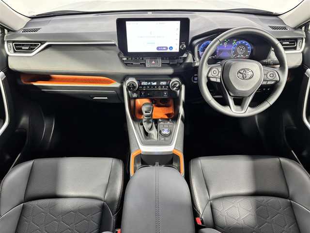 トヨタ ＲＡＶ４ アドベンチャー 大阪府 2023(令5)年 0.6万km アッシュグレーメタリック/アーバンカーキ サンルーフ　黒革シート　純正ナビＴＶ　３６０カメラ　パワーシート／ヒーター／エアコン　電動リアゲート　衝突軽減　レーダーＣ　ＢＳＭ　クリアランスソナー　ダウンヒルアシスト　ルーフレール　４ＷＤ