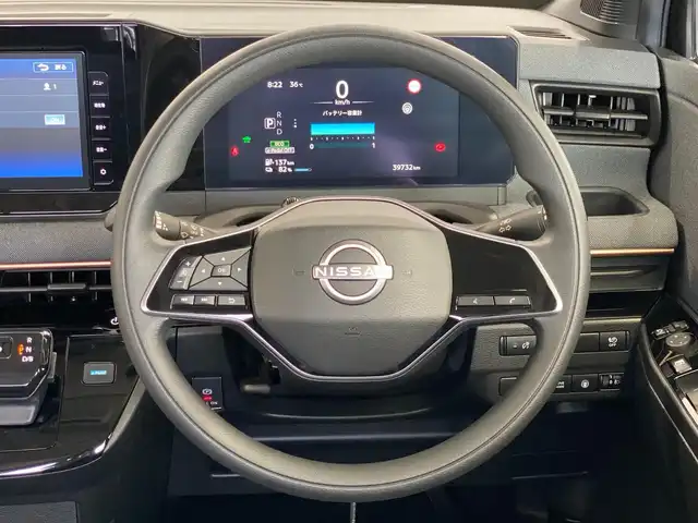 日産 サクラ X 岐阜県 2022(令4)年 4万km ブラック メーカー純正SDナビ//フルセグテレビ/Bluetooth/CD/DVD /プロパイロット /先進安全装備360°セーフティアシスト/インテリジェントエマージェンシーブレーキ/踏み間違え防止アシスト/車線逸脱防止支援システム/ふらつき警報/標識認識機能/ハイビームアシスト/純正14インチアルミホイール　/純正ドライブレコーダー　/純正フロアマット　/スマートキー×2/保証書/取扱説明書/ナビ取扱説明書/ドライブレコーダー取扱説明書