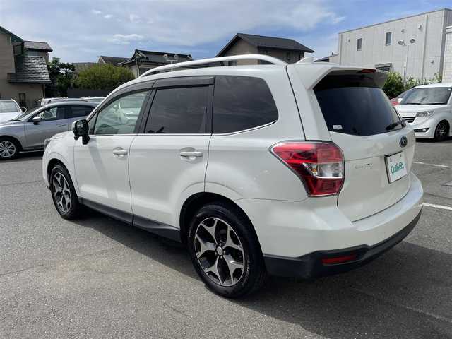 スバル フォレスター S－リミテッド 神奈川県 2015(平27)年 5万km クリスタルホワイトP 社外ナビ/　・Bluetooth/DVD/SD/　・フルセグTV/　・バックカメラ/EyeSight/　・全車速追従機能付クルーズコントロール/　・プリクラッシュブレーキ/　・AT誤発進抑制制度/　・車線逸脱警報/　・ふらつき警報/　・先行車発進お知らせ/前席パワーシート/前席シートヒーター/ビルトインETC/純正18インチホイール/フロアマット/スマートキー×２/取扱説明書/新車時手帳