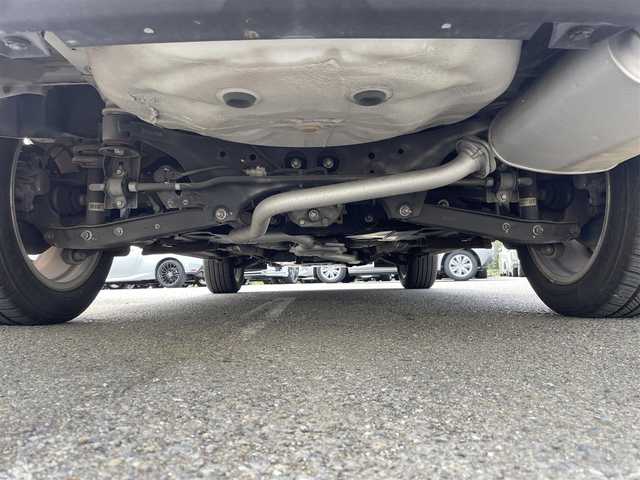 スバル フォレスター S－リミテッド 神奈川県 2015(平27)年 5万km クリスタルホワイトP 社外ナビ/　・Bluetooth/DVD/SD/　・フルセグTV/　・バックカメラ/EyeSight/　・全車速追従機能付クルーズコントロール/　・プリクラッシュブレーキ/　・AT誤発進抑制制度/　・車線逸脱警報/　・ふらつき警報/　・先行車発進お知らせ/前席パワーシート/前席シートヒーター/ビルトインETC/純正18インチホイール/フロアマット/スマートキー×２/取扱説明書/新車時手帳