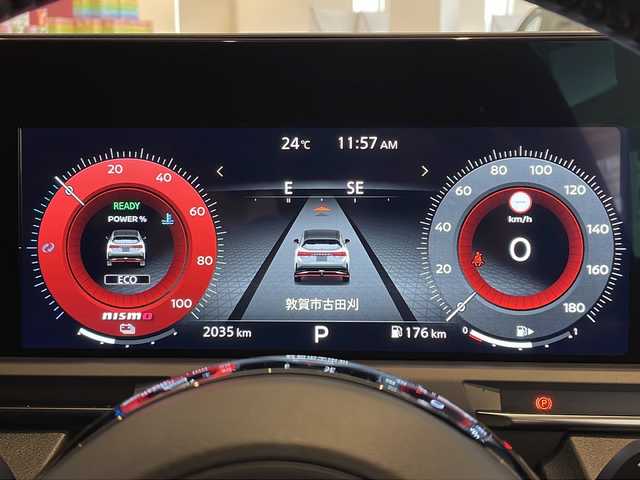 日産 オーラ ニスモ チューンド e－パワー 4WD 福井県 2025(令7)年 0.2万km グレーⅡ カラーコード:XLV/純正ナビ/フルセグ/HDMI/プロパイロット/BOSEサウンド/ブラインドスポットモニター/置くだけ充電/ETC2.0/前席シートヒーター/ステアリングヒーター/デジタルインナーミラー/スマートキー/プッシュスタート/スペアキー