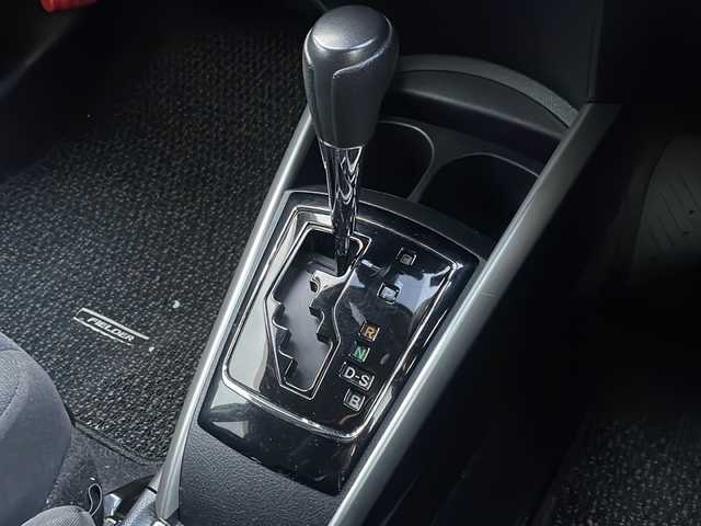 トヨタ カローラ フィールダー 1．5G 道北・旭川 2015(平27)年 9.2万km ブラックマイカ /4WD//寒冷地仕様//社外メモリナビ//CD/DVD/SD/USB/HDMI/BT/フルセグ//バックカメラ//アルパインフリップダウンモニター//PCS//LDA//オートハイビーム//オートライト//LEDヘッドライト//フォグライト//フロントデアイサー//純正エンジンスターター//ドライブレコーダー//ETC//純正ラゲッジマット//トノカバー//純正フロアマット//ドアバイザー