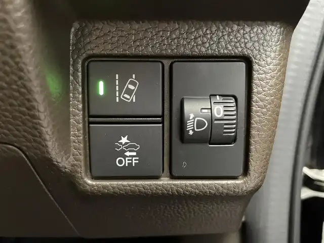ホンダ Ｎ ＢＯＸ L 鹿児島県 2021(令3)年 5.3万km クリスタルブラックパール 禁煙車/ナビ(CN-BR310B)/(Bluetooth/CD)/バックカメラ/ホンダセンシング/　・衝突軽減ブレーキ（CMBS）/　・誤発進抑制機能（前方・後方）/　・歩行者事故低減ステアリング/　・路外逸脱抑制機能/　・渋滞追従機能付きアダプティブクルーズコントロール（ACC）/前席シートヒーター/片側パワースライドドア/LEDヘッドライト/ベンチシート/チップアップシート/ドライブレコーダー/ETC/純正フロアマット/アイドリングストップ