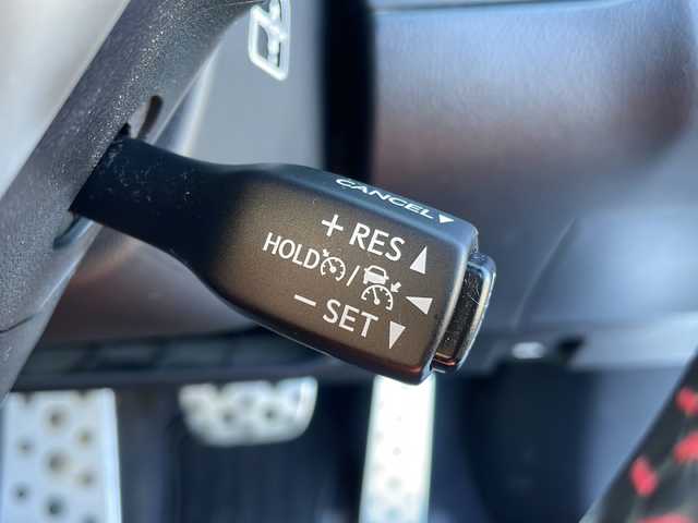 レクサス ＲＸ 450h Fスポーツ 岩手県 2017(平29)年 2.1万km ホワイトノーヴァガラスフレーク ワンオーナー/純正ナビ(CD/DVD/ラジオ/SD/AUX/USB/BT)/パノラミックビューモニター/フルセグテレビ/サンルーフ/赤革シート/前席シートヒーター/ベンチレーション/前席パワーシート(D席メモリー機能付き)/ビルトインETC(2.0)/パワーバックドア/ヘッドアップディスプレイ/プリクラッシュセーフティ/オートマチックハイビーム/レーダークルーズコントロール/3眼LEDヘッドライト/シーケンシャルウィンカー/AC100V電源/コーナーセンサー/純正エンジンスターター/純正20inアルミホイール/純正フロアマット/純正トノカバー/スマートキー×2/カードキー/保証書