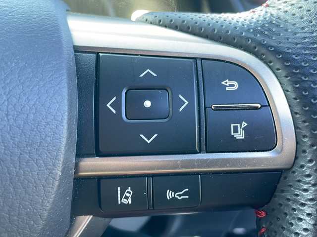 レクサス ＲＸ 450h Fスポーツ 岩手県 2017(平29)年 2.1万km ホワイトノーヴァガラスフレーク ワンオーナー/純正ナビ(CD/DVD/ラジオ/SD/AUX/USB/BT)/パノラミックビューモニター/フルセグテレビ/サンルーフ/赤革シート/前席シートヒーター/ベンチレーション/前席パワーシート(D席メモリー機能付き)/ビルトインETC(2.0)/パワーバックドア/ヘッドアップディスプレイ/プリクラッシュセーフティ/オートマチックハイビーム/レーダークルーズコントロール/3眼LEDヘッドライト/シーケンシャルウィンカー/AC100V電源/コーナーセンサー/純正エンジンスターター/純正20inアルミホイール/純正フロアマット/純正トノカバー/スマートキー×2/カードキー/保証書