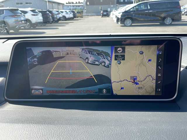 レクサス ＲＸ 450h Fスポーツ 岩手県 2017(平29)年 2.1万km ホワイトノーヴァガラスフレーク ワンオーナー/純正ナビ(CD/DVD/ラジオ/SD/AUX/USB/BT)/パノラミックビューモニター/フルセグテレビ/サンルーフ/赤革シート/前席シートヒーター/ベンチレーション/前席パワーシート(D席メモリー機能付き)/ビルトインETC(2.0)/パワーバックドア/ヘッドアップディスプレイ/プリクラッシュセーフティ/オートマチックハイビーム/レーダークルーズコントロール/3眼LEDヘッドライト/シーケンシャルウィンカー/AC100V電源/コーナーセンサー/純正エンジンスターター/純正20inアルミホイール/純正フロアマット/純正トノカバー/スマートキー×2/カードキー/保証書