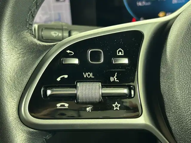 メルセデス・ベンツ ＧＬＢ２００ｄ 佐賀県 2020(令2)年 5.3万km グレー 純正ナビ/フルセグTV/Bluetooth/USB/360度カメラ/レーダーセーフティパッケージ/追従型クルーズコントロール/ACC/ブラインドスポットモニター/アンビエントライト/黒ハーフレザー/シートヒーター/パワーバックドア/純正18インチAW/ルーフレール/ETC/ドライブレコーダー