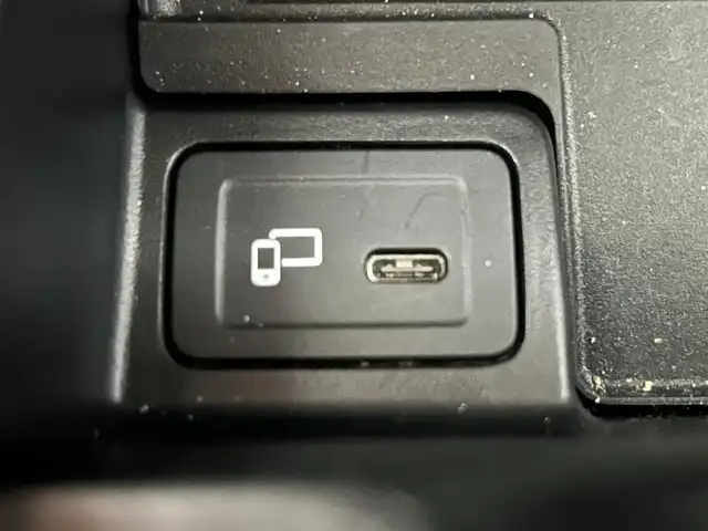 メルセデス・ベンツ ＧＬＢ２００ｄ 佐賀県 2020(令2)年 5.3万km グレー 純正ナビ/フルセグTV/Bluetooth/USB/360度カメラ/レーダーセーフティパッケージ/追従型クルーズコントロール/ACC/ブラインドスポットモニター/アンビエントライト/黒ハーフレザー/シートヒーター/パワーバックドア/純正18インチAW/ルーフレール/ETC/ドライブレコーダー